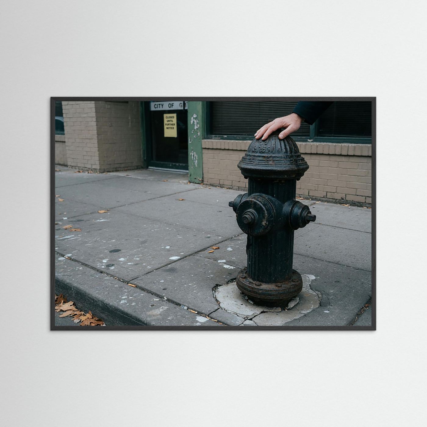 Fotografie Unbeeindruckter Morgen am Hydranten - Raumansicht und Details