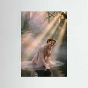 Fine-Art Fotografie: Ewige Hingabe im flüssigen Gold – Hochwertiger Kunstdruck