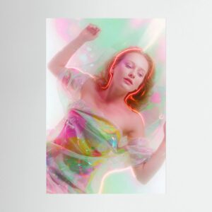 Fine-Art Fotografie: Atemzug aus Licht und Neonsamt – Hochwertiger Kunstdruck