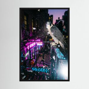Neon-Falken im Herzschlag Manhattans