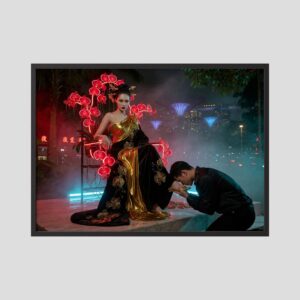 Fine-Art Fotografie: Thron aus rotem Neon – Hochwertiger Kunstdruck